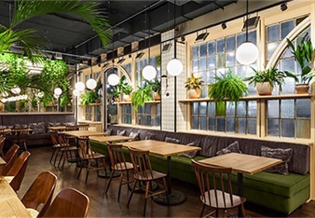 裝修公司認為合肥餐飲店裝修餐廳翻新怎么設計比較好？